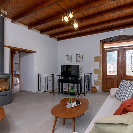 Alia Stone Villa-Ideal For Families-Heated Pool Nohia Eksteriør billede